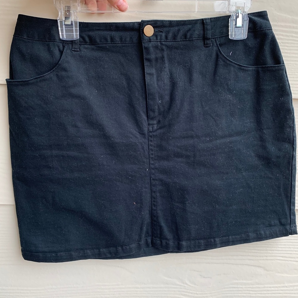 Women’s skirt